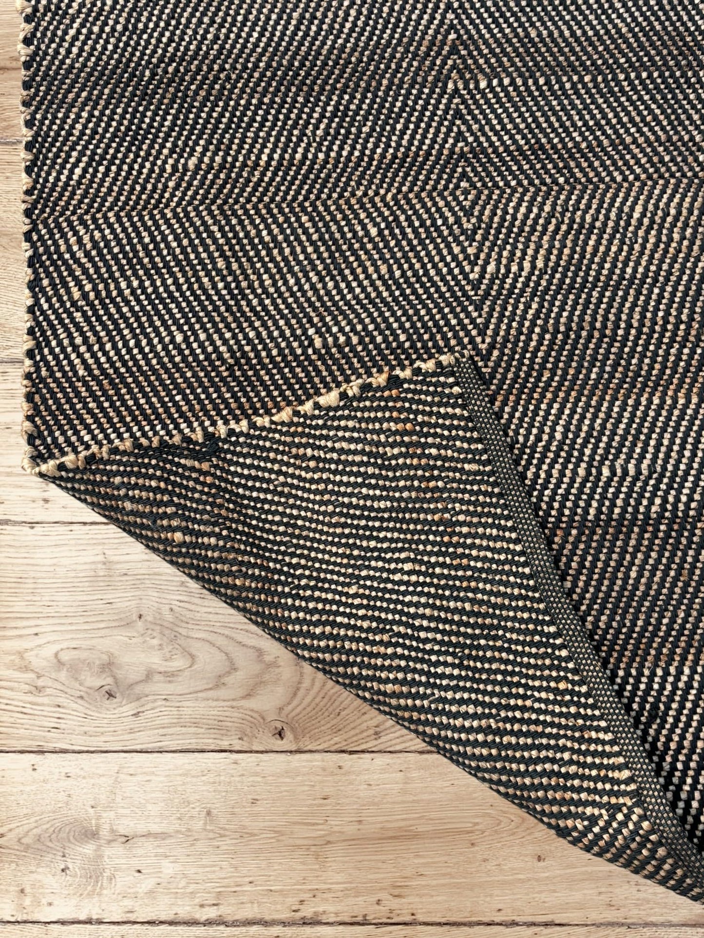 MAARSA WEAVES Jute Area Rug, Diamond Design, Natural Base with Colored Threads, Multiple Sizes and Colors