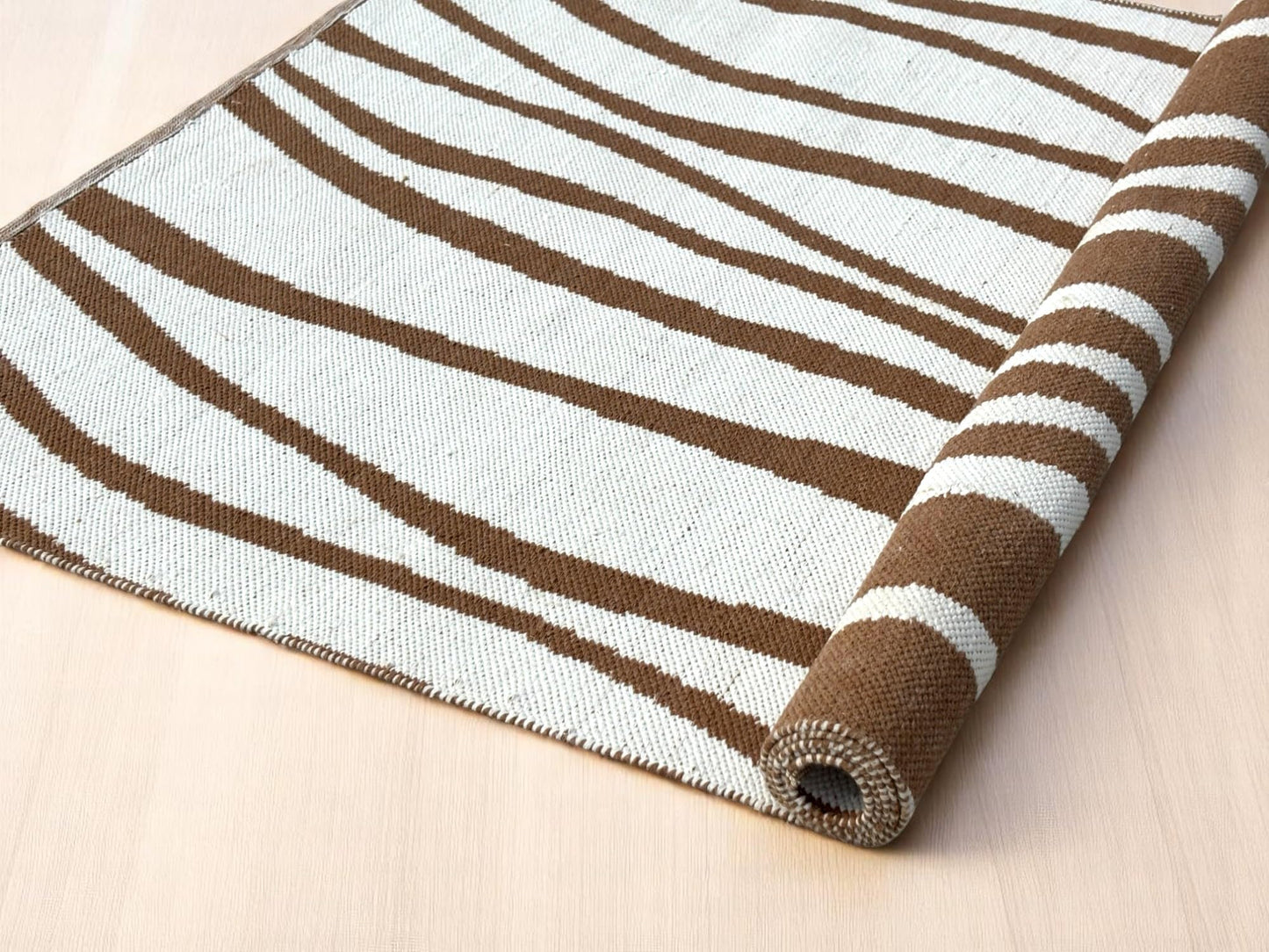 MAARSA WEAVES Area Rug, Double Tone Wave Pattern Design, Natural Base with Colored Threads, Multiple Sizes and Colors